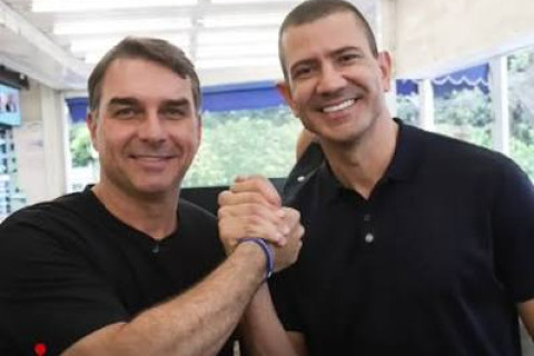 ANÁLISE: O Tabuleiro de Xadrez do 2º Turno — Polarização Majoritária, Pressão Jurídica e a Caça aos Votos